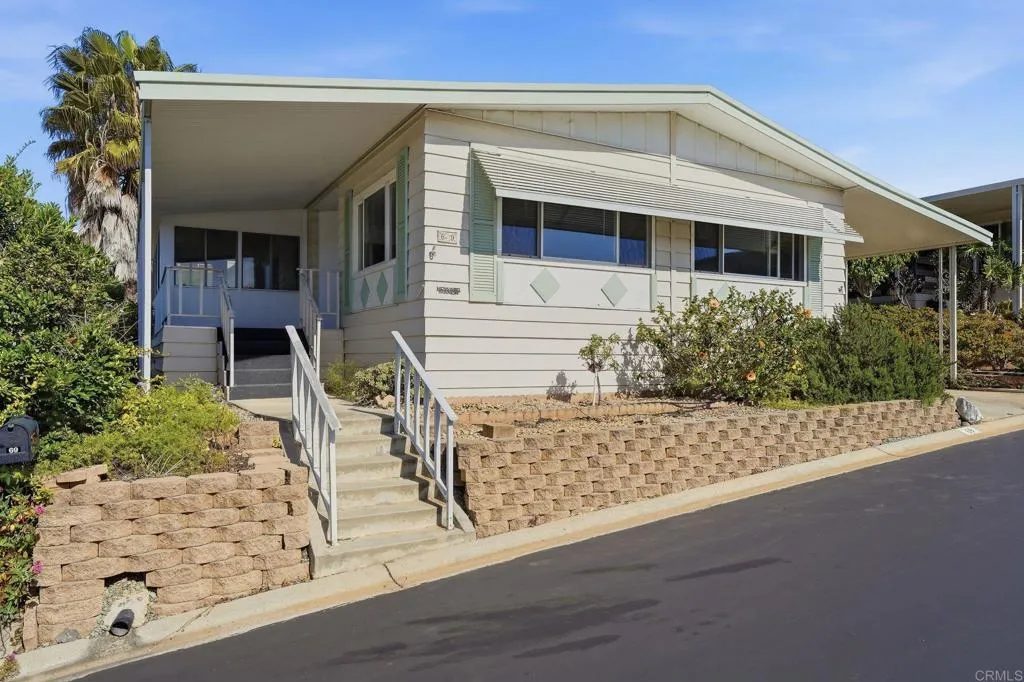 https://cdn.realtyfeed.com/cdn/127/306711960/eb0052325adb8906d951057081364bea.webp