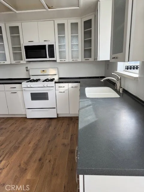 20320 Fanchon #104 Unit 104, Canyon Country, CA 91351 - Photo 5 of 20, Canyon Country, CA