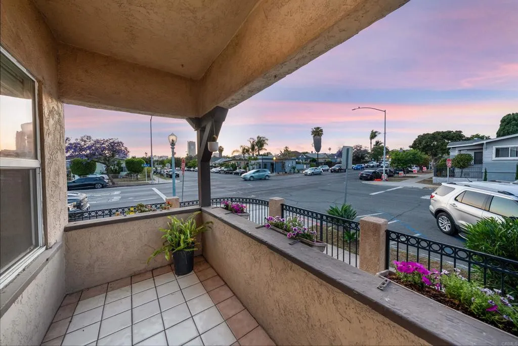 https://cdn.realtyfeed.com/cdn/127/306711972/c26812bab2b54ddbacb45fd96c12ec52.webp