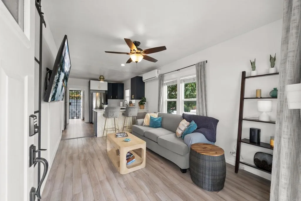 https://cdn.realtyfeed.com/cdn/127/306711972/ec7406f1703b40684a3910b29844db43.webp