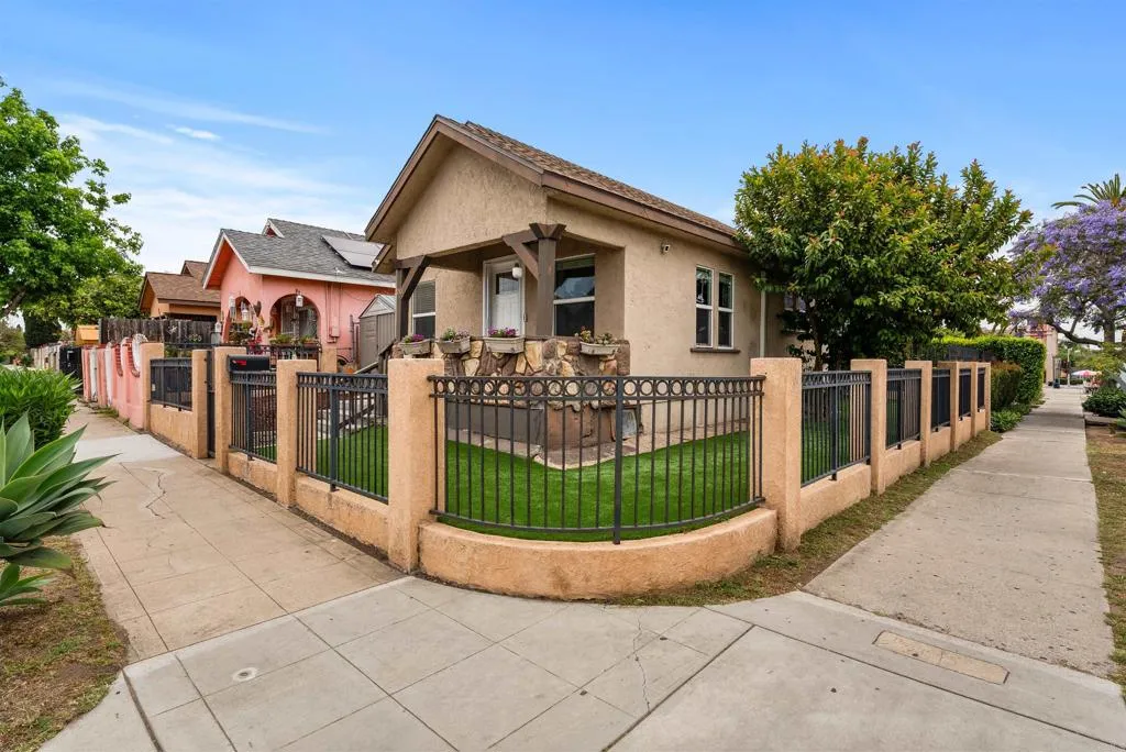 https://cdn.realtyfeed.com/cdn/127/306711972/ed34fe8285aea56585a5e2c49c1de328.webp