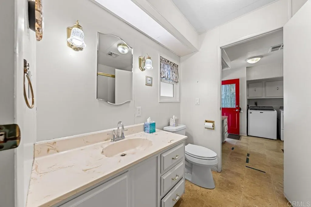 https://cdn.realtyfeed.com/cdn/127/306711993/2ce2d420b6a48405c2b8d95119b4a22c.webp