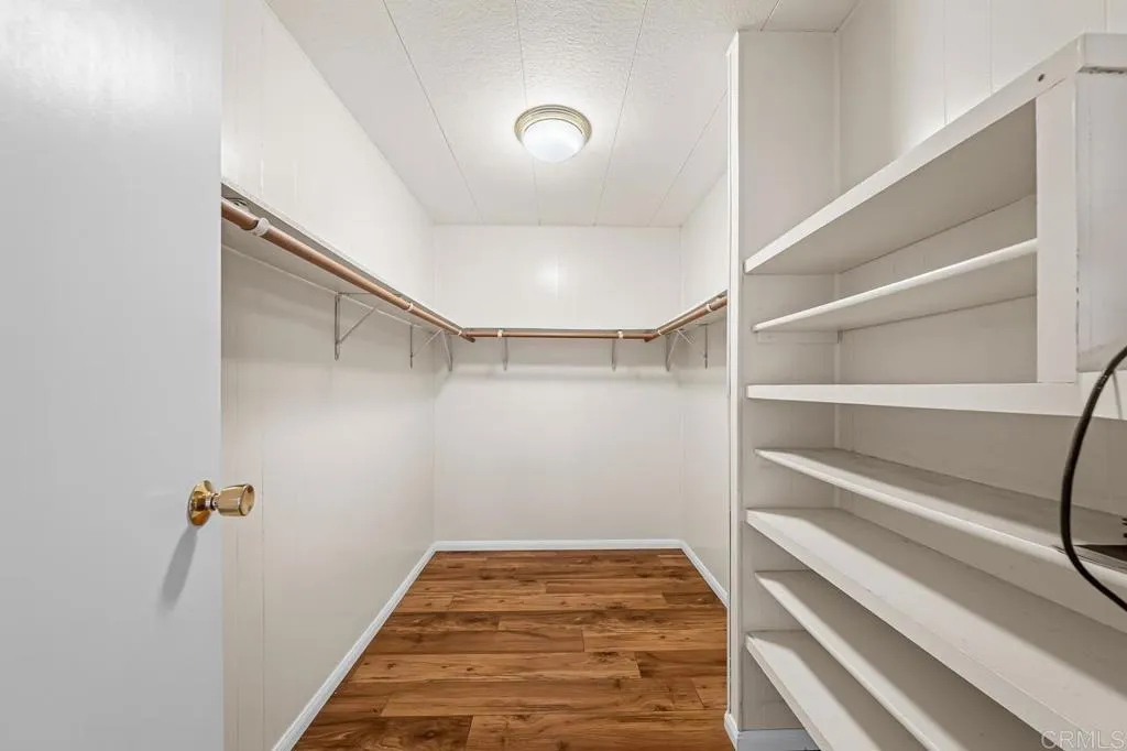 https://cdn.realtyfeed.com/cdn/127/306711993/b102a979aa62c0858f4d15dfc6f94d35.webp