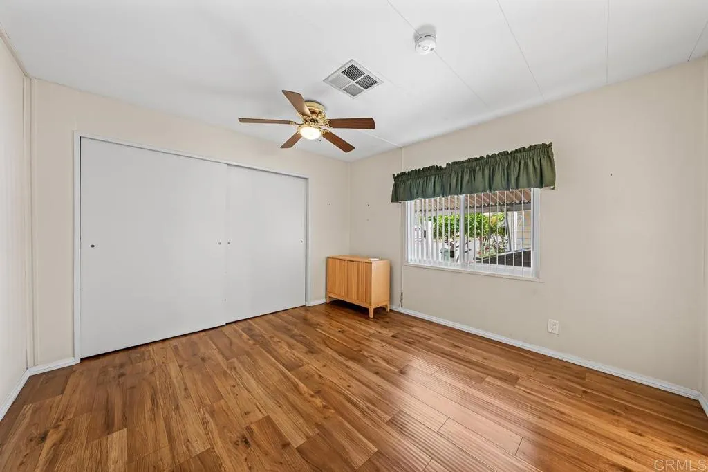 https://cdn.realtyfeed.com/cdn/127/306711993/b772d5e7bafe21d2a1f5983e63526c09.webp