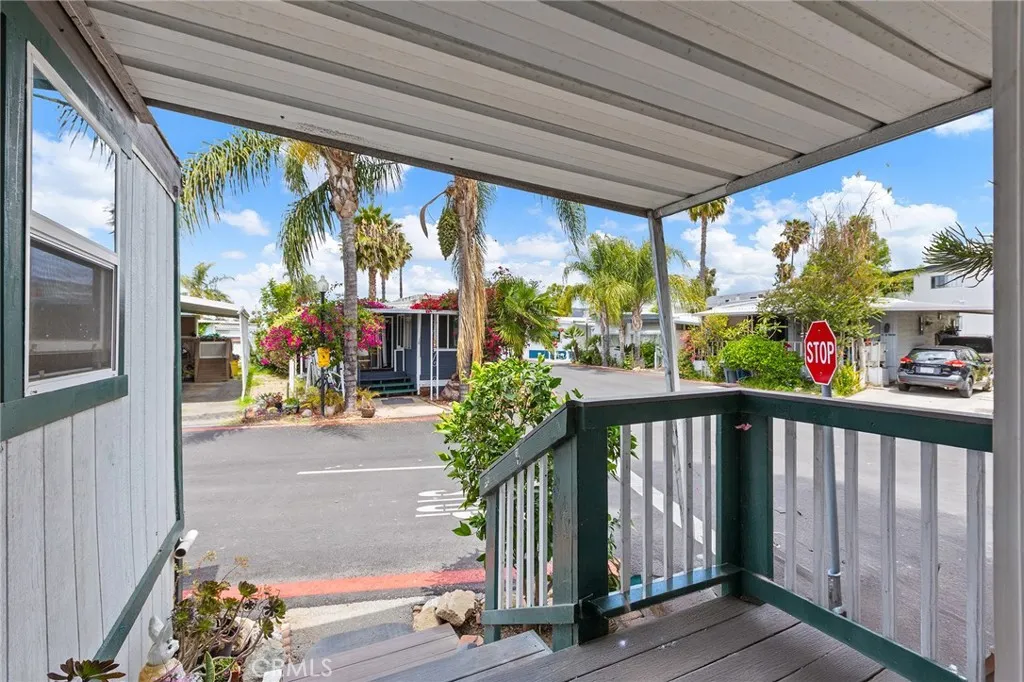 https://cdn.realtyfeed.com/cdn/127/306711994/07095ec4f68db2df99f93900af2601eb.webp