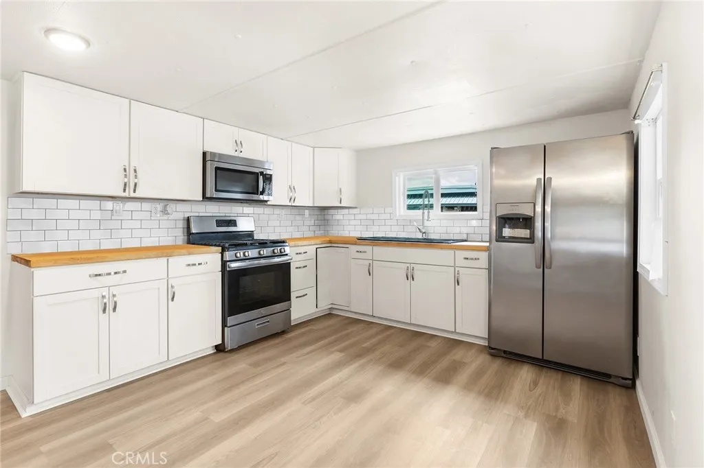 https://cdn.realtyfeed.com/cdn/127/306711994/53bc50dfae0508858bfeda3ff2ae804e.webp