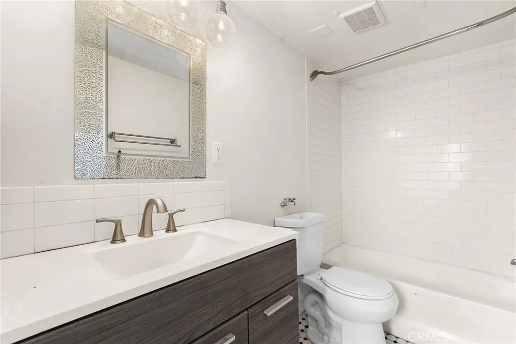 https://cdn.realtyfeed.com/cdn/127/306711994/564534927f94c8a4d46030e5bb129574.webp