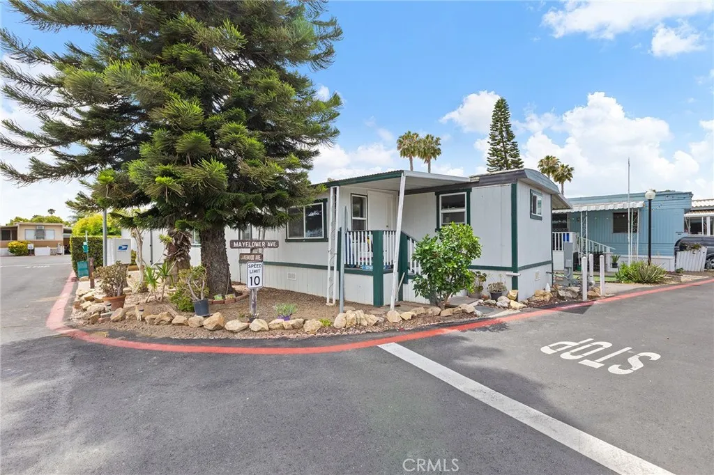 https://cdn.realtyfeed.com/cdn/127/306711994/5c9a51fc8e9dad8f2d0f4f520ea5a7bc.webp