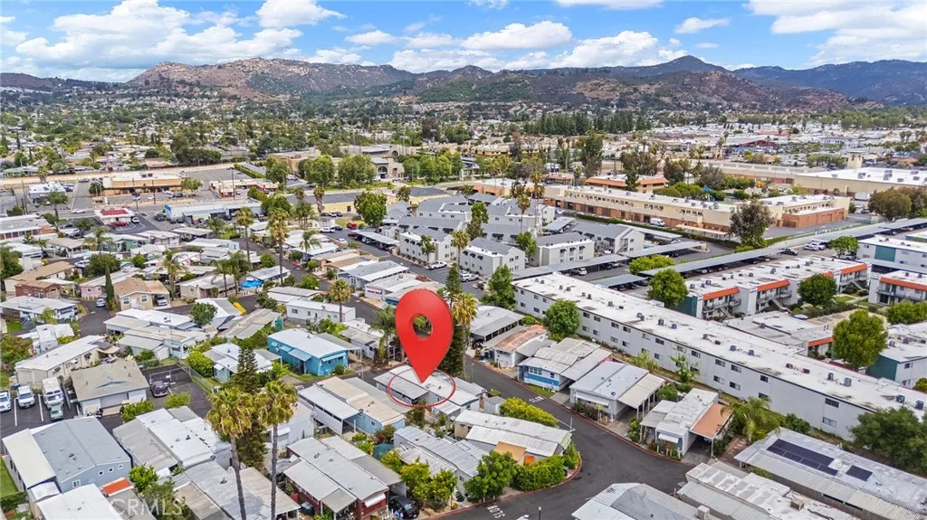 https://cdn.realtyfeed.com/cdn/127/306711994/7388750a857dafd2dfb9d6d04d17ff8c.webp