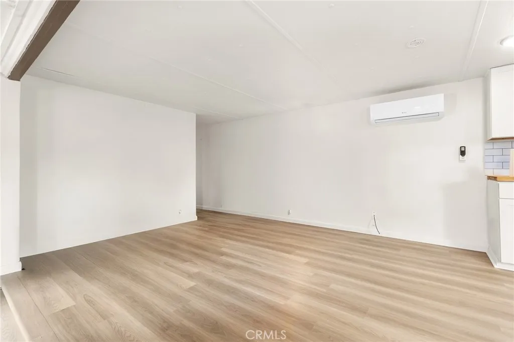 https://cdn.realtyfeed.com/cdn/127/306711994/c561cefeb94a43b59e4015c99ccb960e.webp