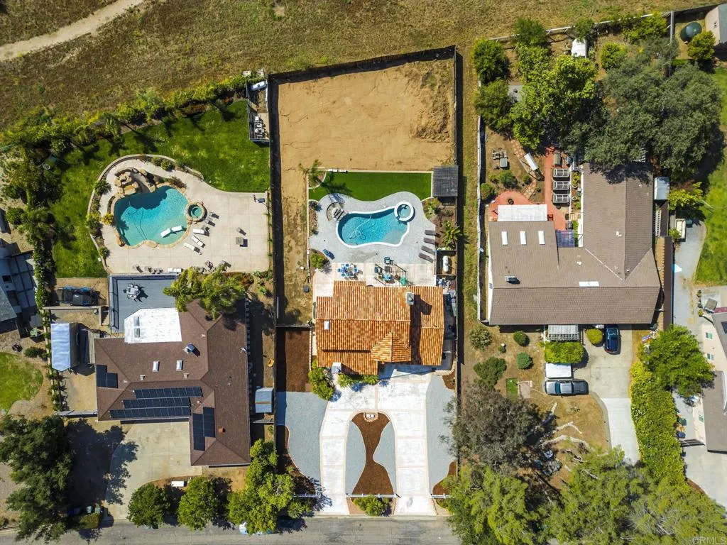 https://cdn.realtyfeed.com/cdn/127/306712004/01796d084aedb15667aa9c0bd8275b79.webp