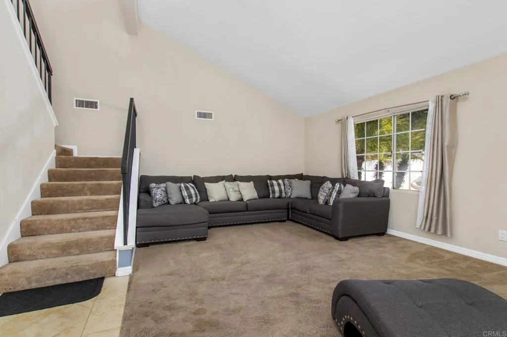 https://cdn.realtyfeed.com/cdn/127/306712004/7a0a817579620849838ec6ba4e5b0e5d.webp