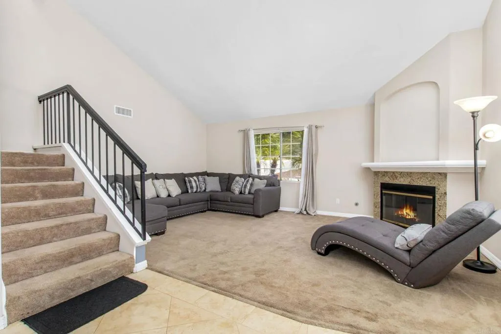 https://cdn.realtyfeed.com/cdn/127/306712004/e729b5945e9987ed9bcb424e3ee0cf2c.webp