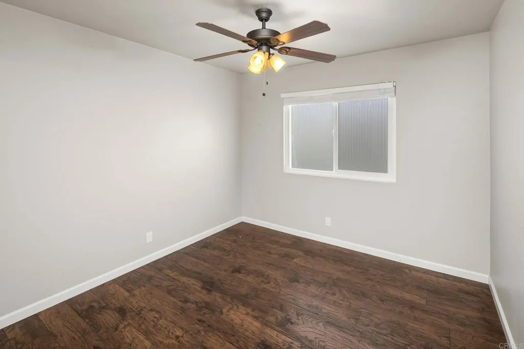 https://cdn.realtyfeed.com/cdn/127/306712012/398f6badfa0a23a9c74fc090db411bc8.webp