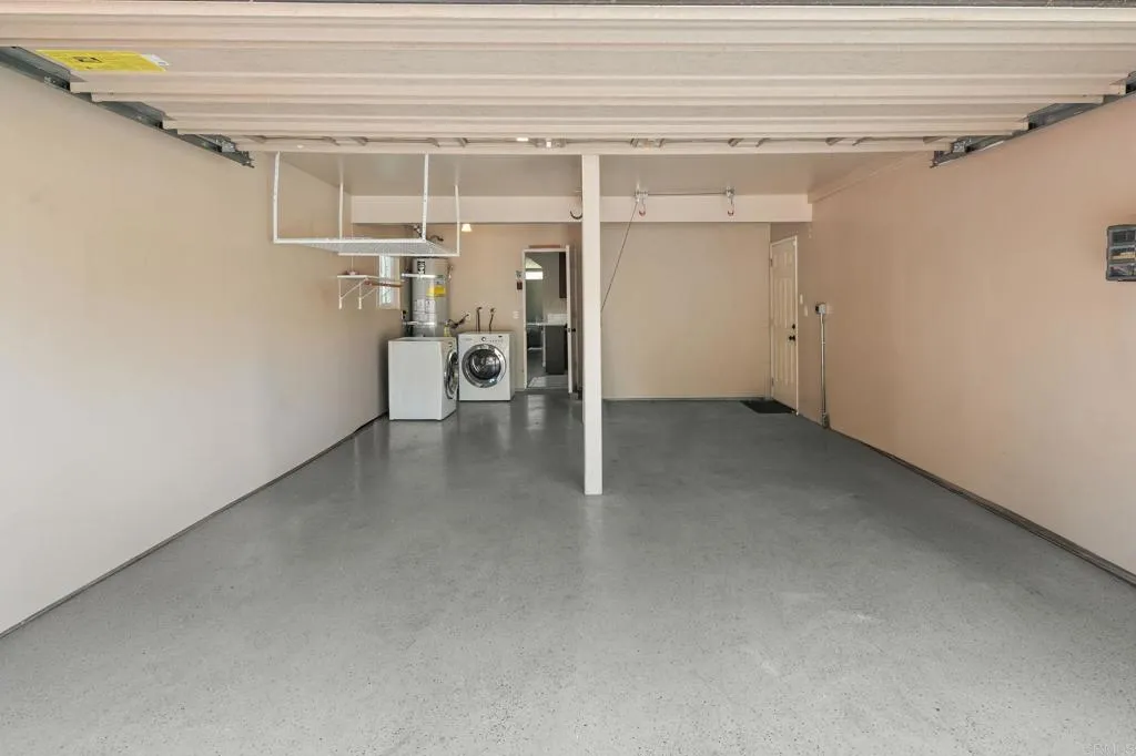 https://cdn.realtyfeed.com/cdn/127/306712012/cc1b1aa00f1d3d051ddcc9090890a83b.webp