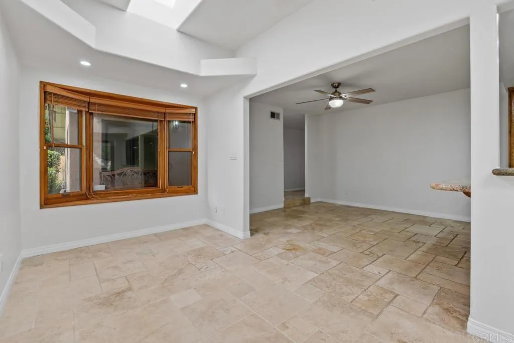 https://cdn.realtyfeed.com/cdn/127/306712029/157dd9dd88d1c9909206c8f0185d7c25.webp
