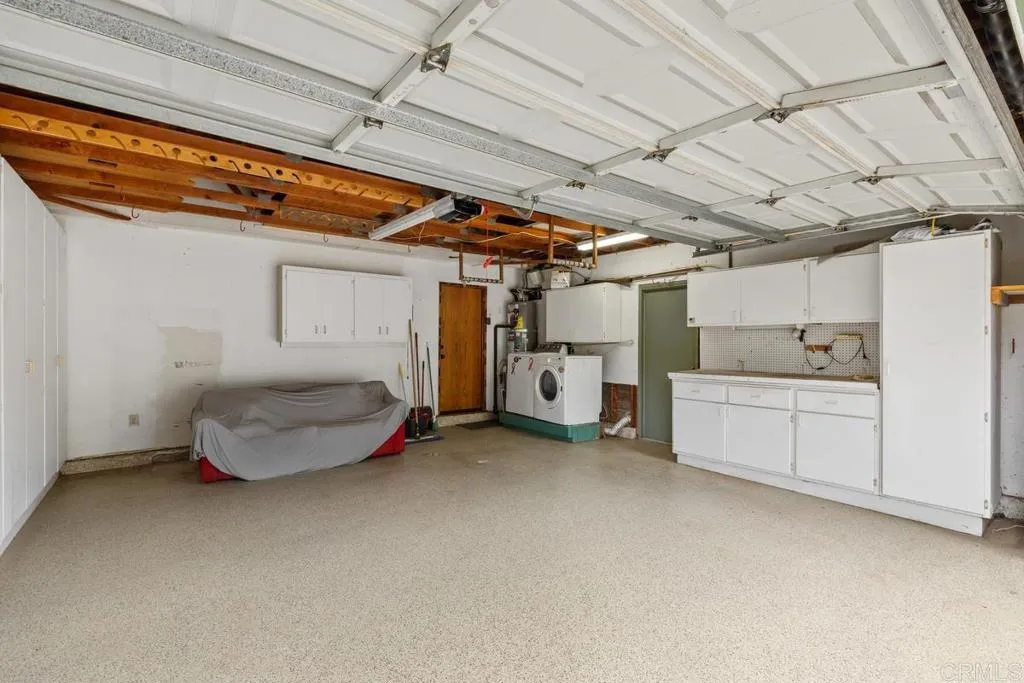 https://cdn.realtyfeed.com/cdn/127/306712029/45c978c2dde1f04fdbf577ddc4af16b6.webp