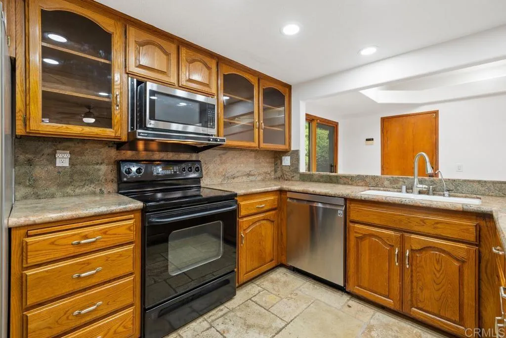 https://cdn.realtyfeed.com/cdn/127/306712029/4e546c3e5ee438b22ce1ea976009bf42.webp