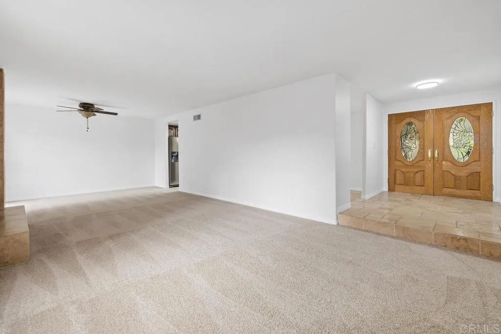 https://cdn.realtyfeed.com/cdn/127/306712029/75a07c3f16fff5a64e3e87440d39a405.webp