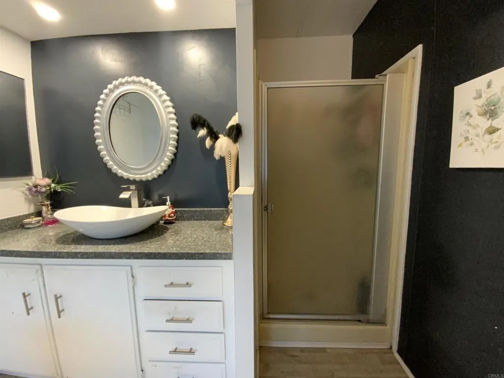 https://cdn.realtyfeed.com/cdn/127/306712062/0d7631aff3fcefbac60923033a921d7f.webp