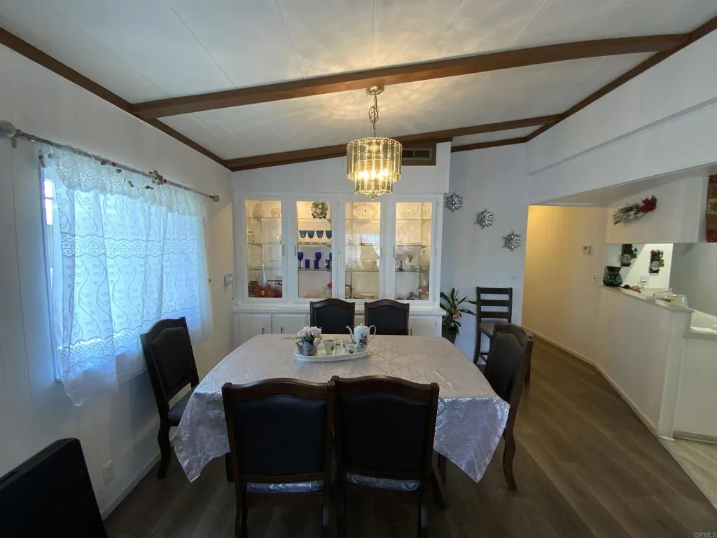 https://cdn.realtyfeed.com/cdn/127/306712062/347f907285437f873a53d3af83caa5ce.webp