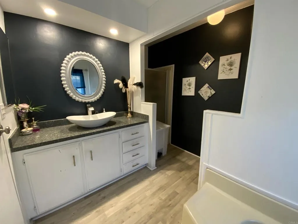 https://cdn.realtyfeed.com/cdn/127/306712062/772e0b30bc9a212aa11d2b80eebb88e4.webp