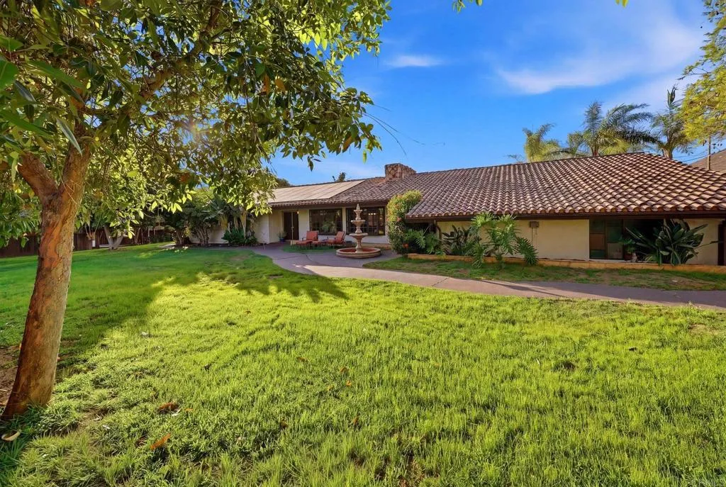 https://cdn.realtyfeed.com/cdn/127/306712075/826973fc81517a9f09229c9e0c60652b.webp