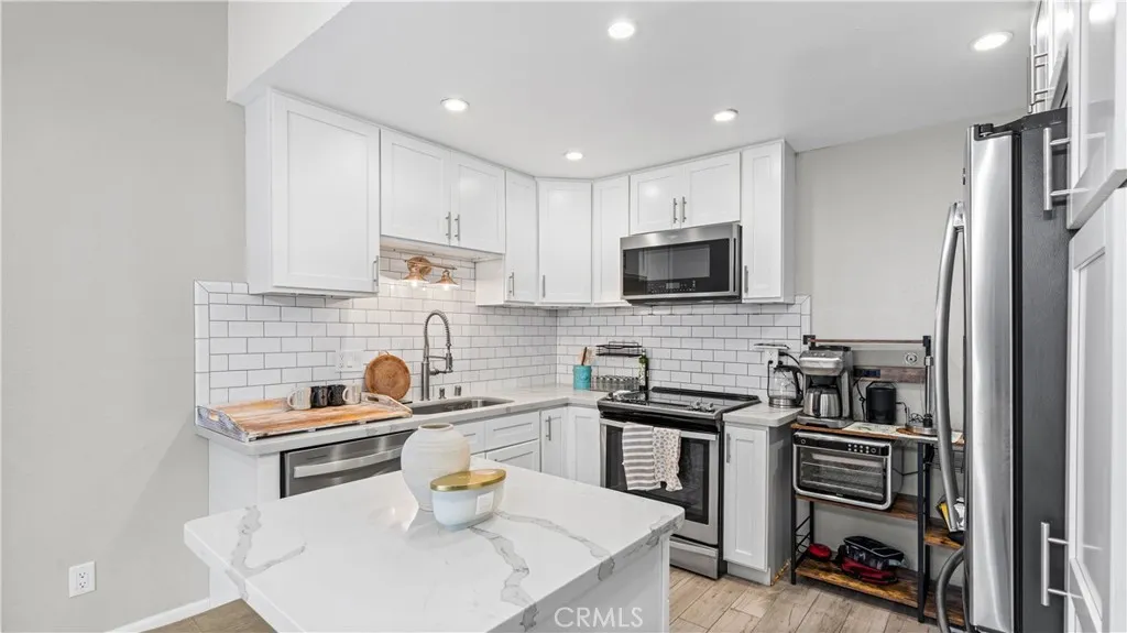 https://cdn.realtyfeed.com/cdn/127/306712119/07d082061318fa80eea785c88e346605.webp