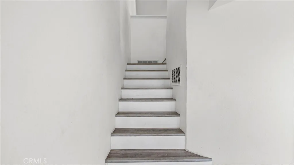 https://cdn.realtyfeed.com/cdn/127/306712119/09433fbab61611d668ae7788c880610a.webp