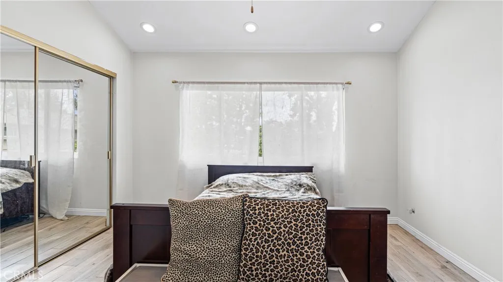 https://cdn.realtyfeed.com/cdn/127/306712119/0ad4419f74b049538ccc90a14989debc.webp