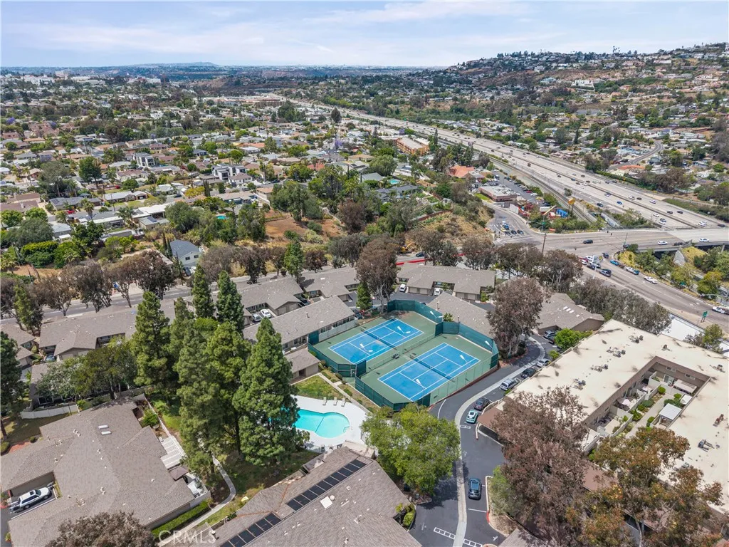 https://cdn.realtyfeed.com/cdn/127/306712119/10f0859c4f4a592c0292a89df906e36c.webp