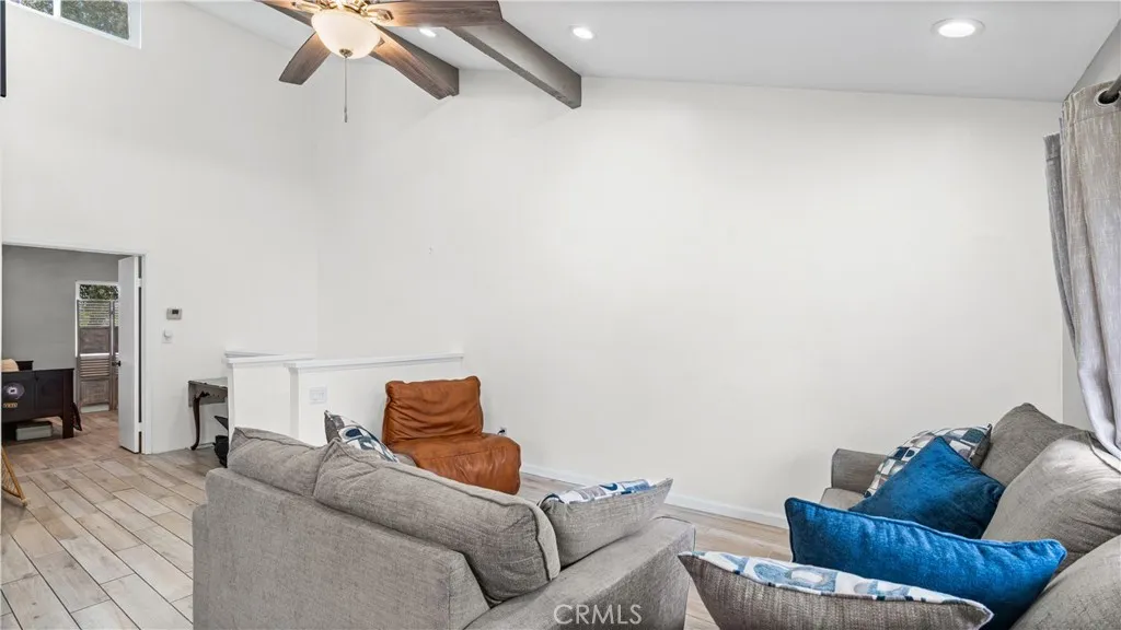 https://cdn.realtyfeed.com/cdn/127/306712119/9f38e145b4d8bdc3e5888bab3b67e757.webp