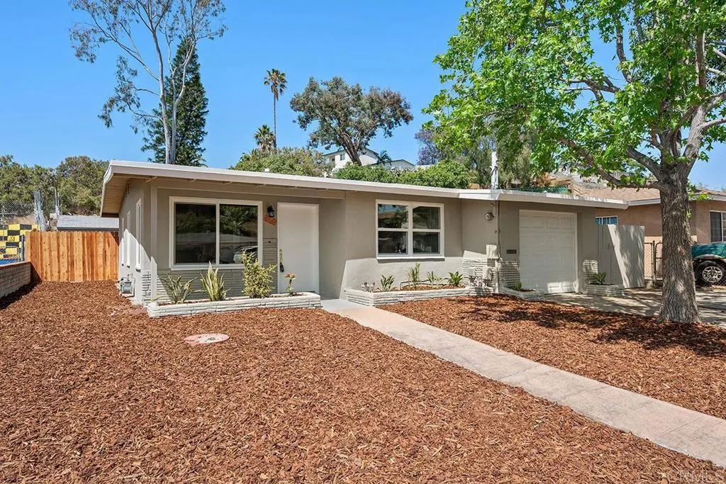 https://cdn.realtyfeed.com/cdn/127/306712124/09326c374f883f7187e287b59b3d1bbe.webp