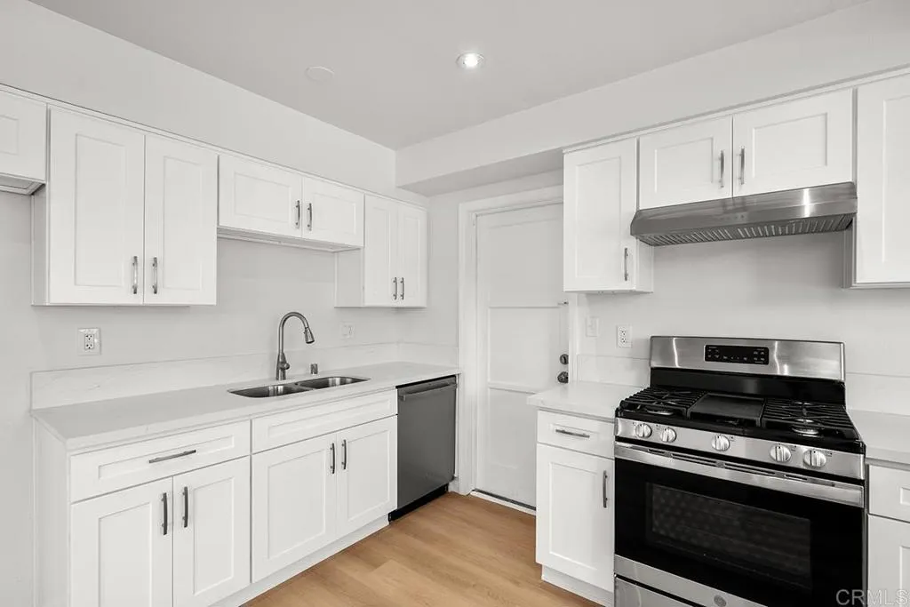https://cdn.realtyfeed.com/cdn/127/306712124/2356d3d86265c75b93faaa3594b97f34.webp