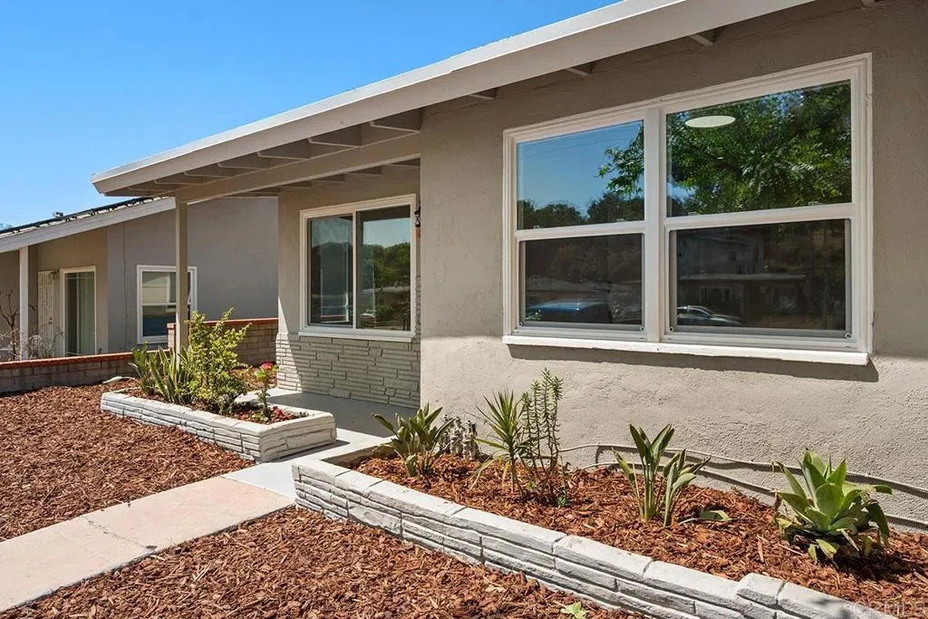 https://cdn.realtyfeed.com/cdn/127/306712124/ae6a830f39991b899678feb38d7f6fd2.webp