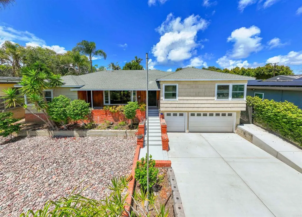 https://cdn.realtyfeed.com/cdn/127/306712132/e6d4bf81046f218ddaf8ff2dc9dfafd9.webp