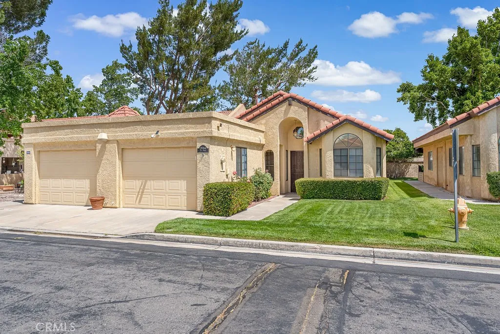 Apple Valley, CA 92308