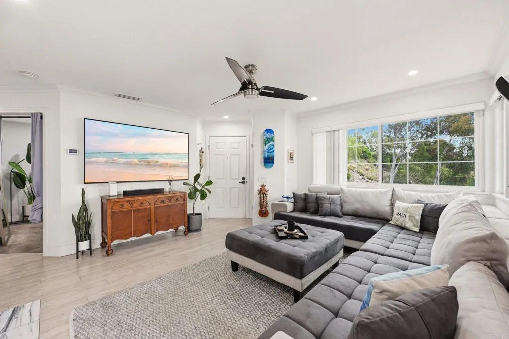 https://cdn.realtyfeed.com/cdn/127/306712152/76fc2aa6f09a4982f8ac5eb805e3efb3.webp