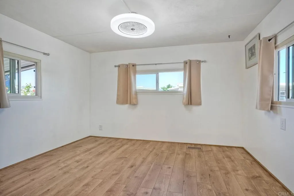https://cdn.realtyfeed.com/cdn/127/306712197/a24c3558dab4adfc364abc647c1cdd37.webp
