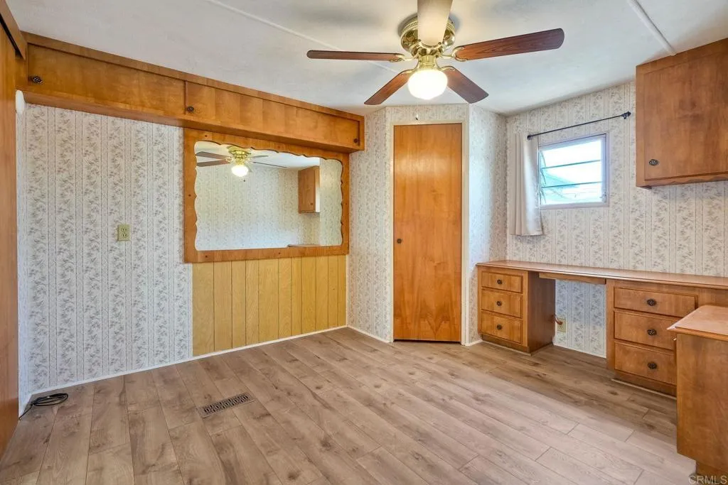 https://cdn.realtyfeed.com/cdn/127/306712197/e4f6cc1d54a3a245ca3756d9b0a17bfd.webp