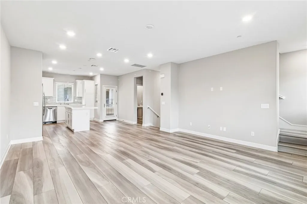 Photo #10: PT26098913 Listing: Photo #10