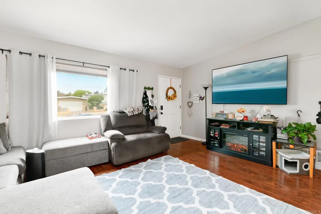 https://cdn.realtyfeed.com/cdn/127/306712224/4458f621f7866fedef9966f6be4554d7.webp
