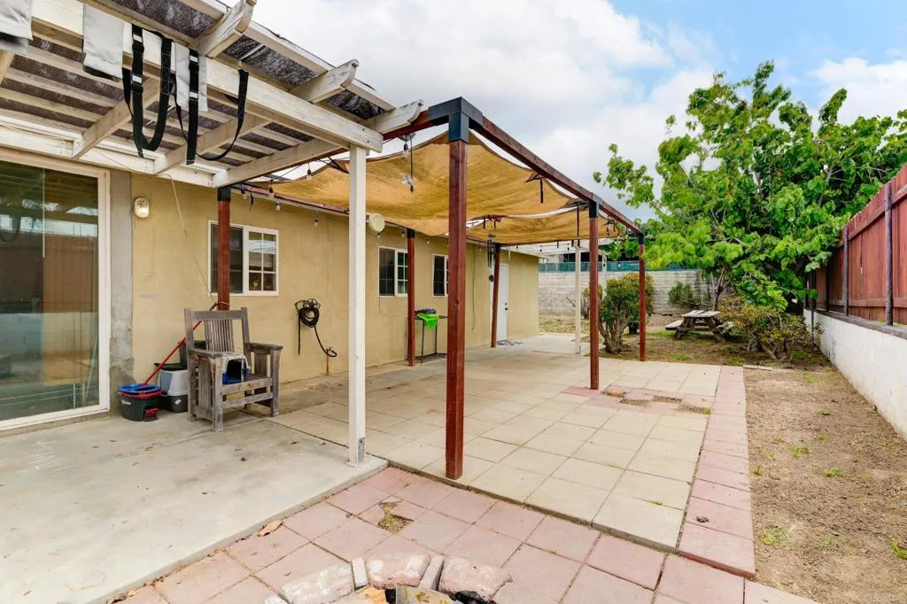 https://cdn.realtyfeed.com/cdn/127/306712224/93158e3d4893d62fffcab2f1bbe8bf6a.webp
