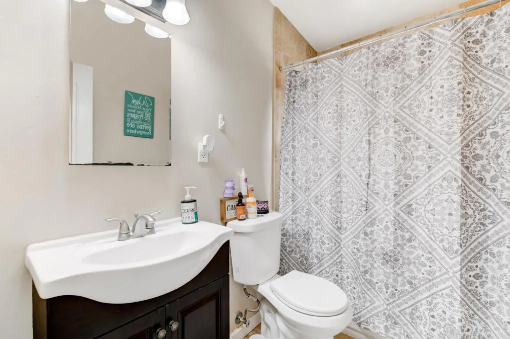https://cdn.realtyfeed.com/cdn/127/306712224/99c9fb4ad13f09799b2b15e249085405.webp