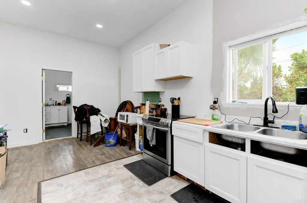 https://cdn.realtyfeed.com/cdn/127/306712224/9ab36d7ad9aa23e81d156f5908687410.webp
