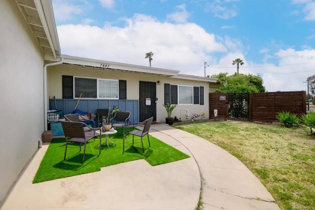 https://cdn.realtyfeed.com/cdn/127/306712224/d1f545cbfdefa4041422a8b84acf37c9.webp
