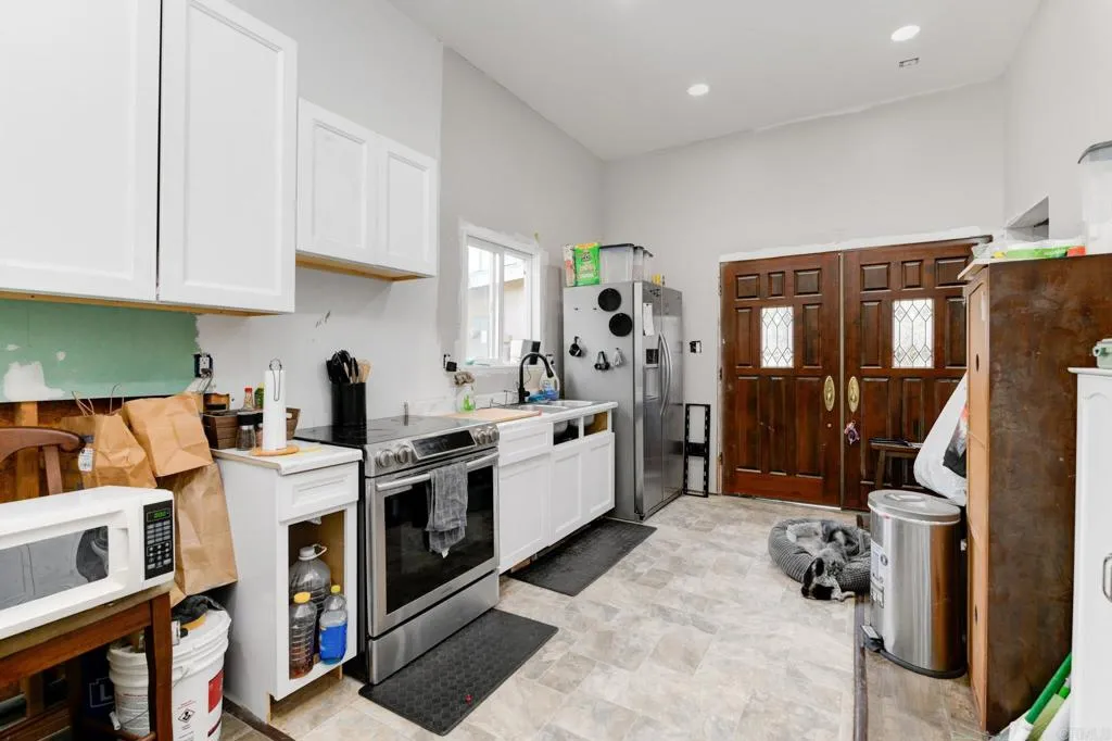https://cdn.realtyfeed.com/cdn/127/306712224/fcdfff90c5394f324b7fc4144984cc84.webp