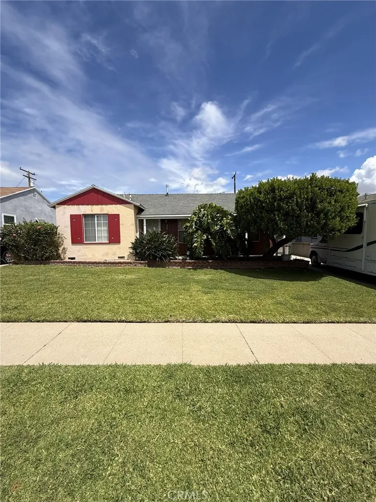 209 W 122nd