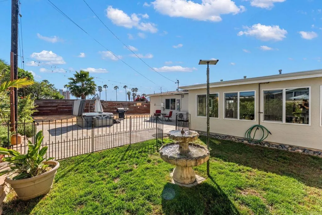 https://cdn.realtyfeed.com/cdn/127/306712233/a38588c44a81747f810893dcaf7e839f.webp