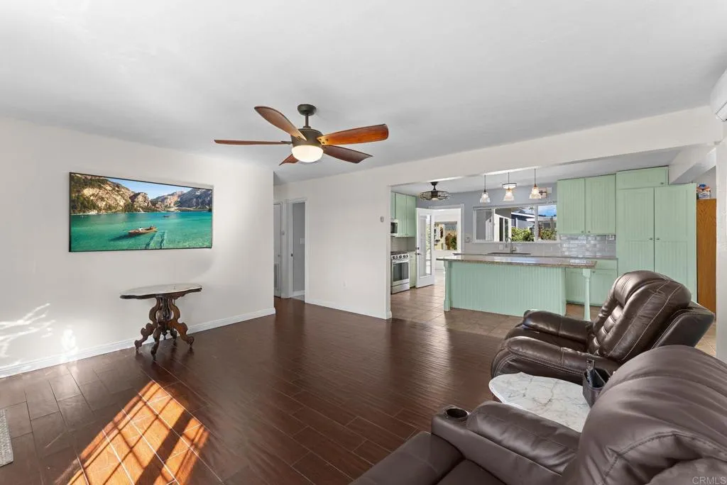 https://cdn.realtyfeed.com/cdn/127/306712233/ec9798cd535aa39d640fb321a33f8cf0.webp